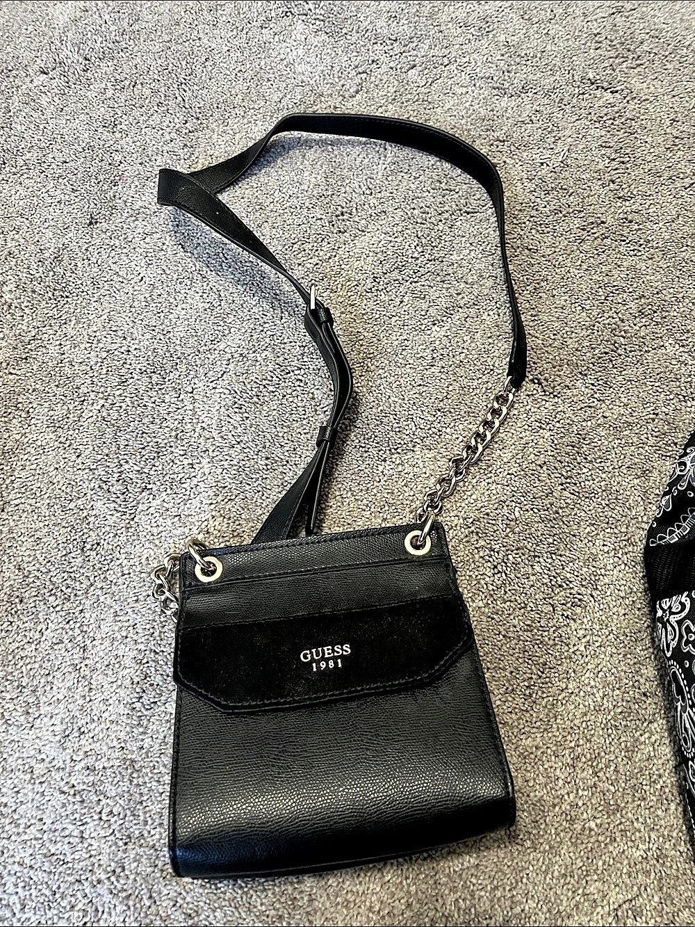 GUESS Crossbody Phone Bag in Black Like New